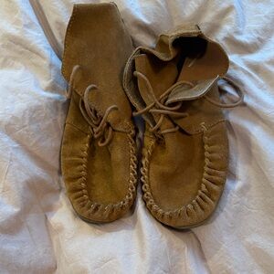 Steve Madden Tan Suede Lace-Up Shoes